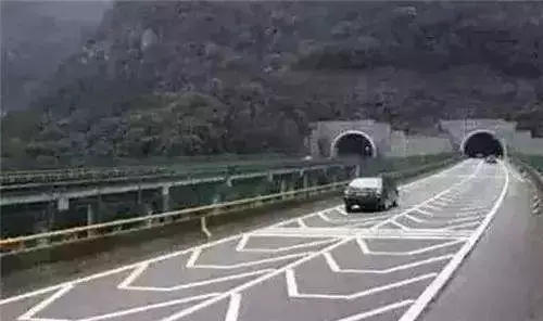 錯覺線標(biāo)識