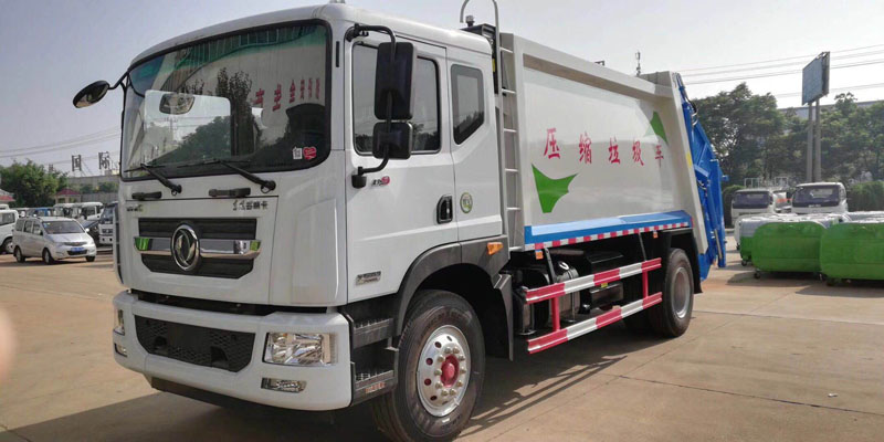 東風(fēng)多利卡D9壓縮垃圾車(chē).jpg