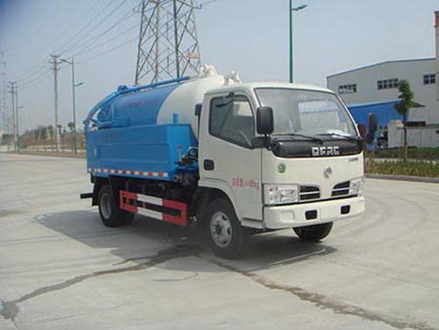 東風(fēng)小多利卡國(guó)五清洗吸污車