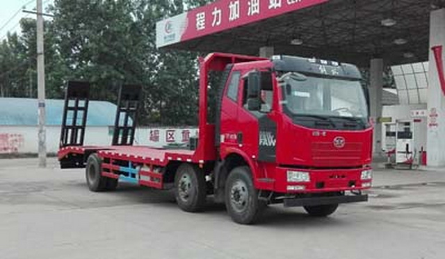 解放J6國五小三軸前四后四平板運輸車CLW5250TPBC5型挖掘機運輸車