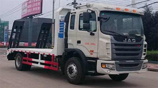 江淮格爾發(fā)K5單橋國五平板運(yùn)輸車DLQ5160TPBY5挖掘機(jī)運(yùn)輸車